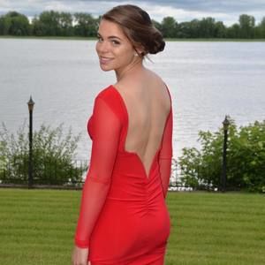 Meet your Posher, Sabrina